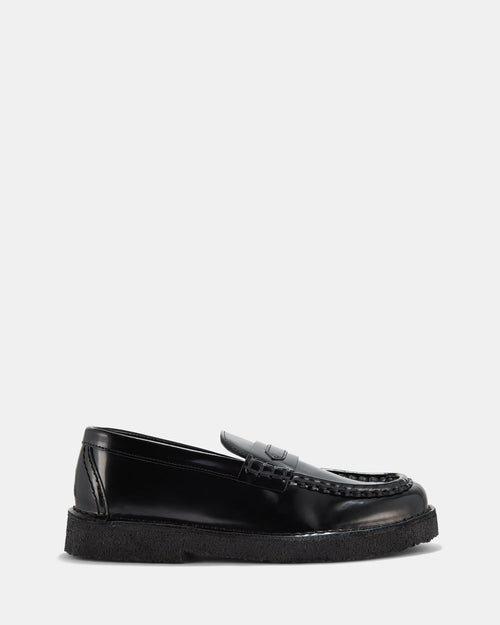 Nomad Loafer. (w) Black Patent