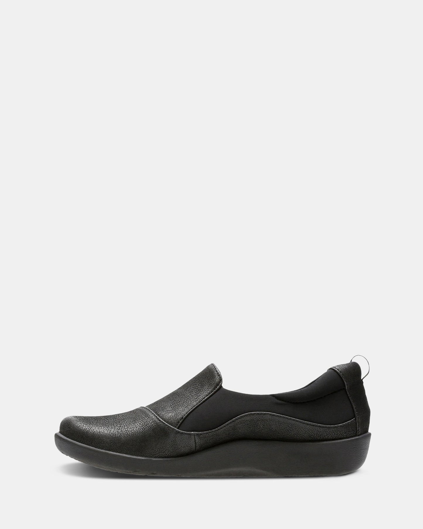 Sillian Paz Black