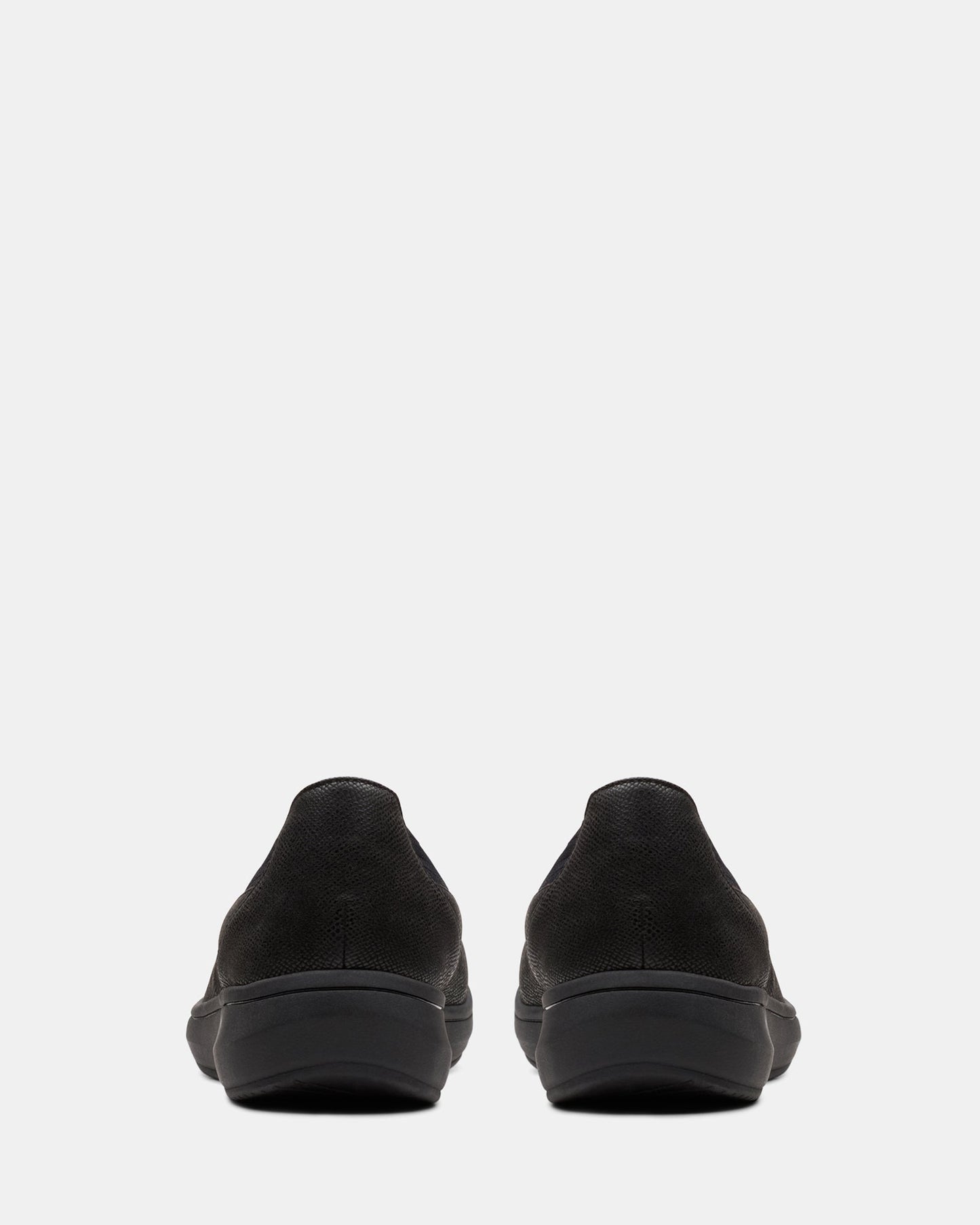 Brinkleyskyair Black Textile
