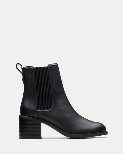 Chamberly Top Black Leather