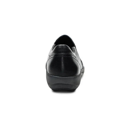 Aetrex Women's Helena Slip On in Black